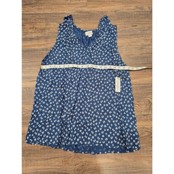 Velvet by Graham & Spencer Blue Spruce Floral Sleeveless Ruffle Neck Top Size L - Picture 8 of 10
